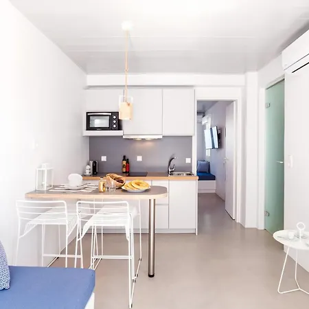 White Cliff Apartment Naousa (Paros)