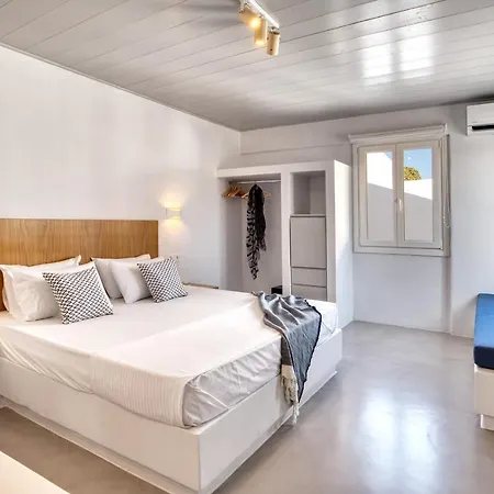 White Cliff Apartment
