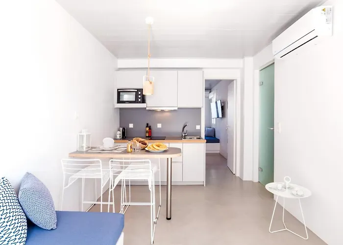 White Cliff Apartment Naousa (Paros)