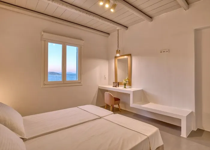 Apartment White Cliff Naousa (Paros)