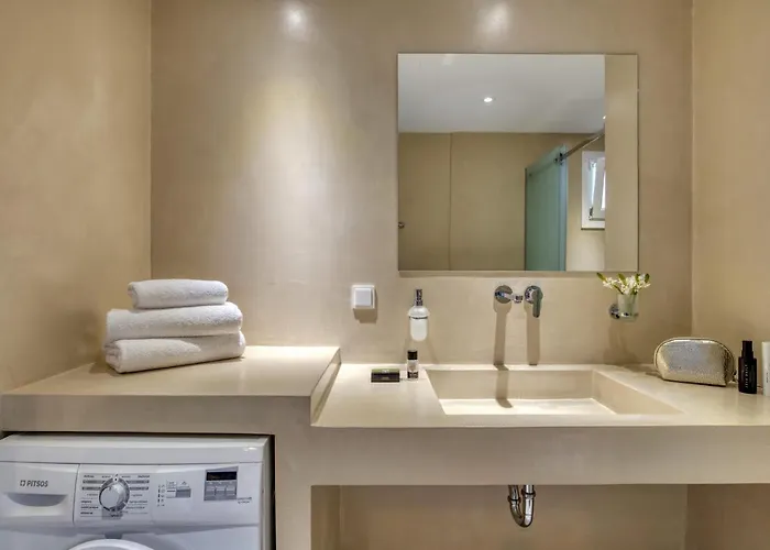 White Cliff Apartment Naousa (Paros)