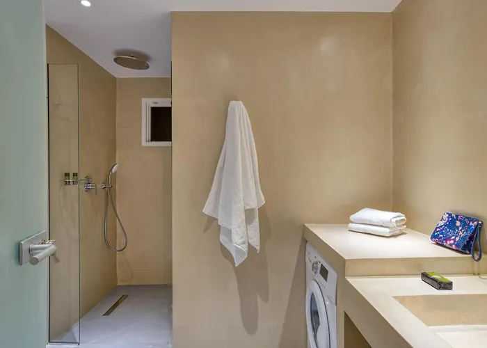 White Cliff Apartment Naousa (Paros)