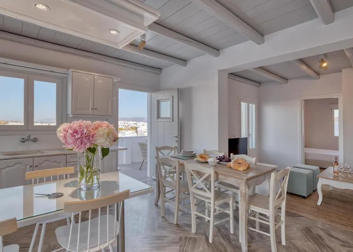 Apartment White Cliff